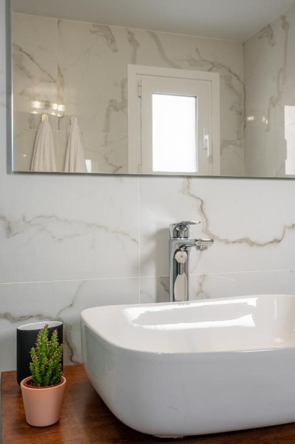 Stunning 2-Bedrooms Apartment In The Heart Of Atenas Exterior foto